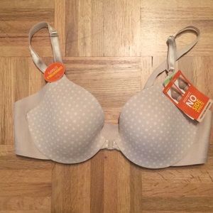 Seamless Front-Close Underwire Bra